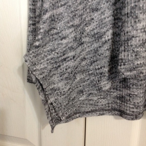 KNOX ROSE Size X-Large Gray Marled Waffle Knit Long Sleeve Embroidered Top Boho - Picture 3 of 9